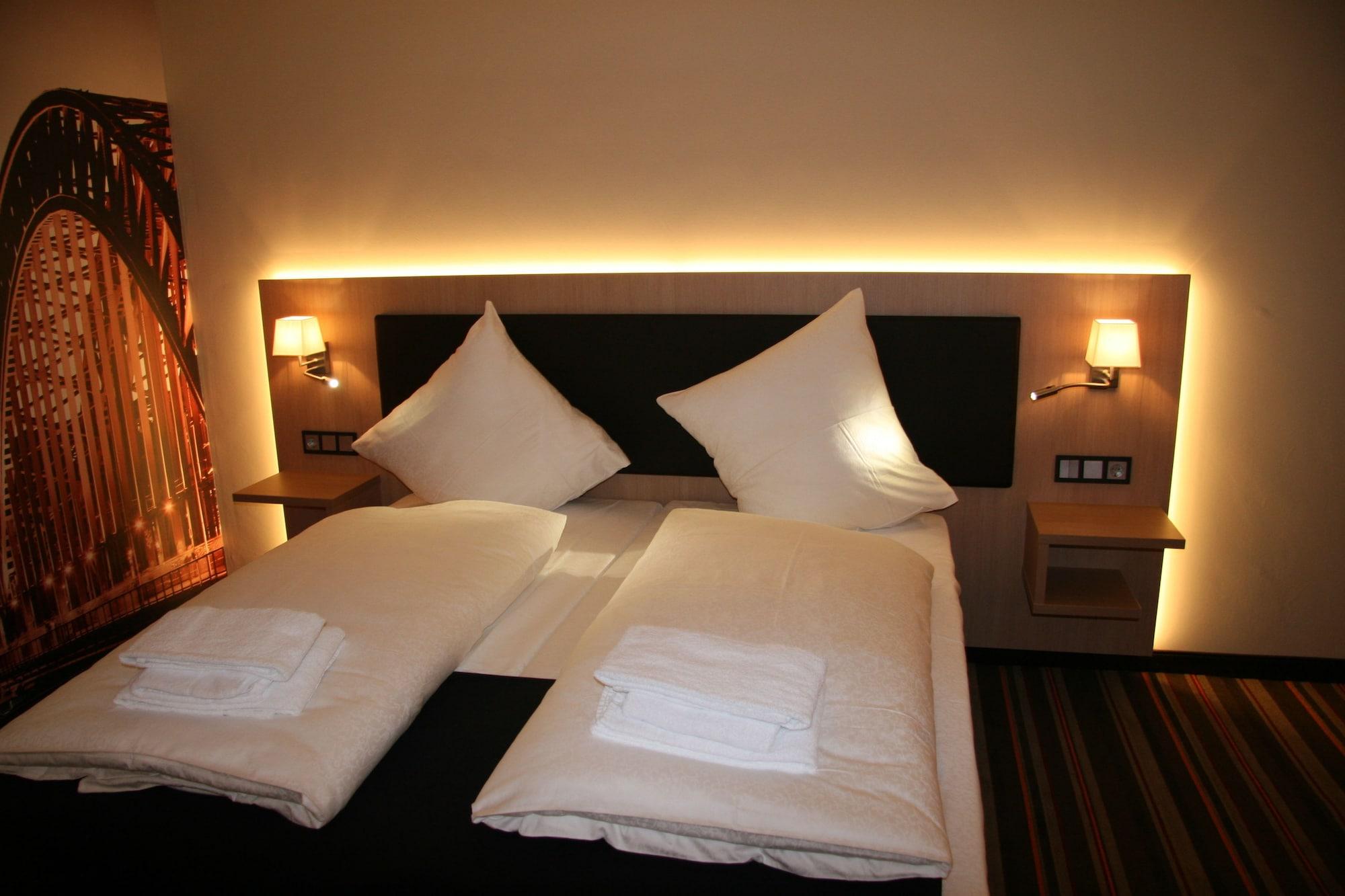 Hotel Fortune Colonia Esterno foto