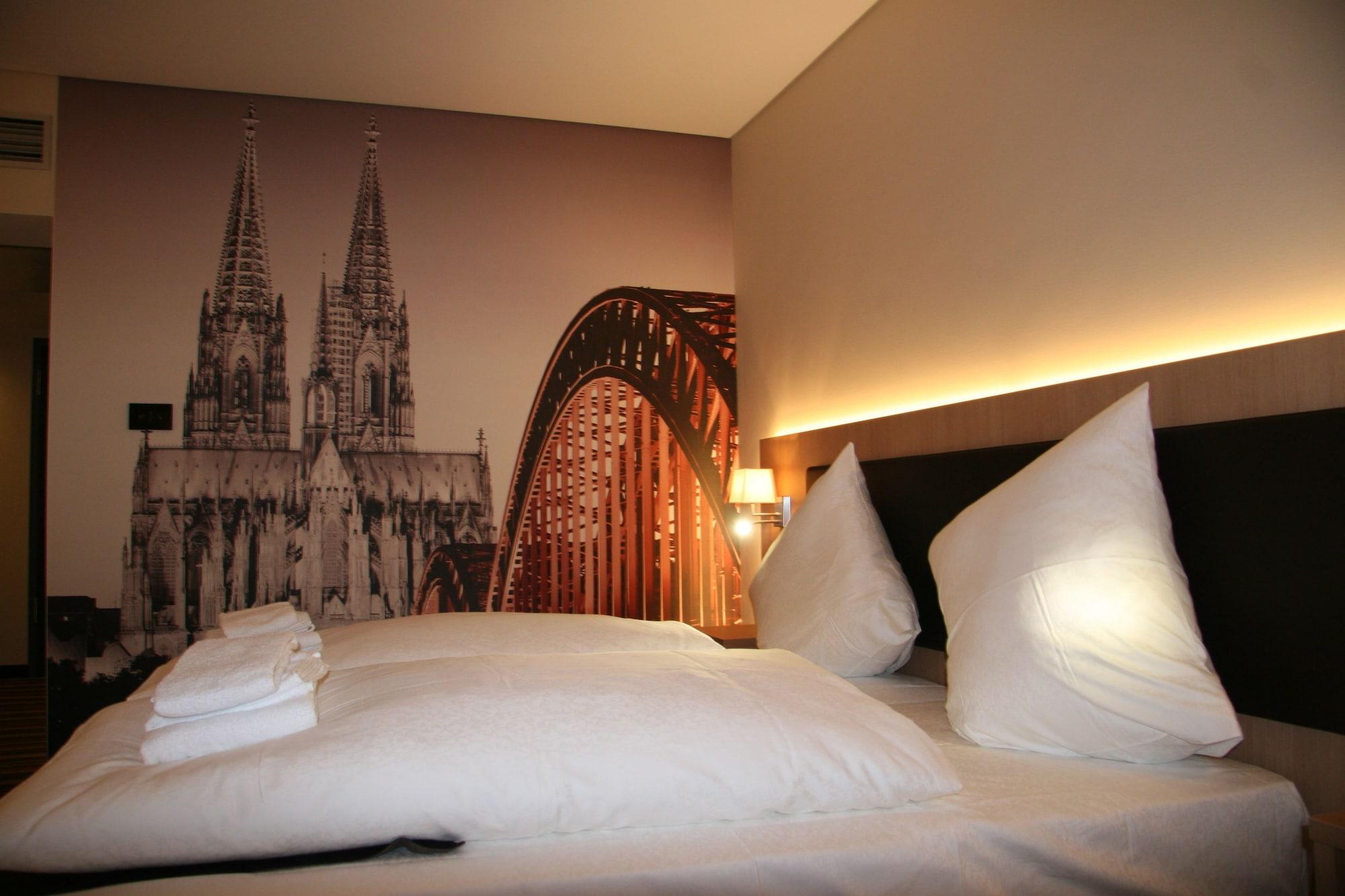 Hotel Fortune Colonia Esterno foto